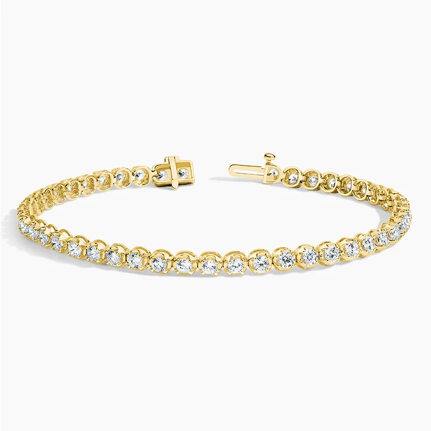 Natural Diamonds Tennis Bracelet in Yellow Gold