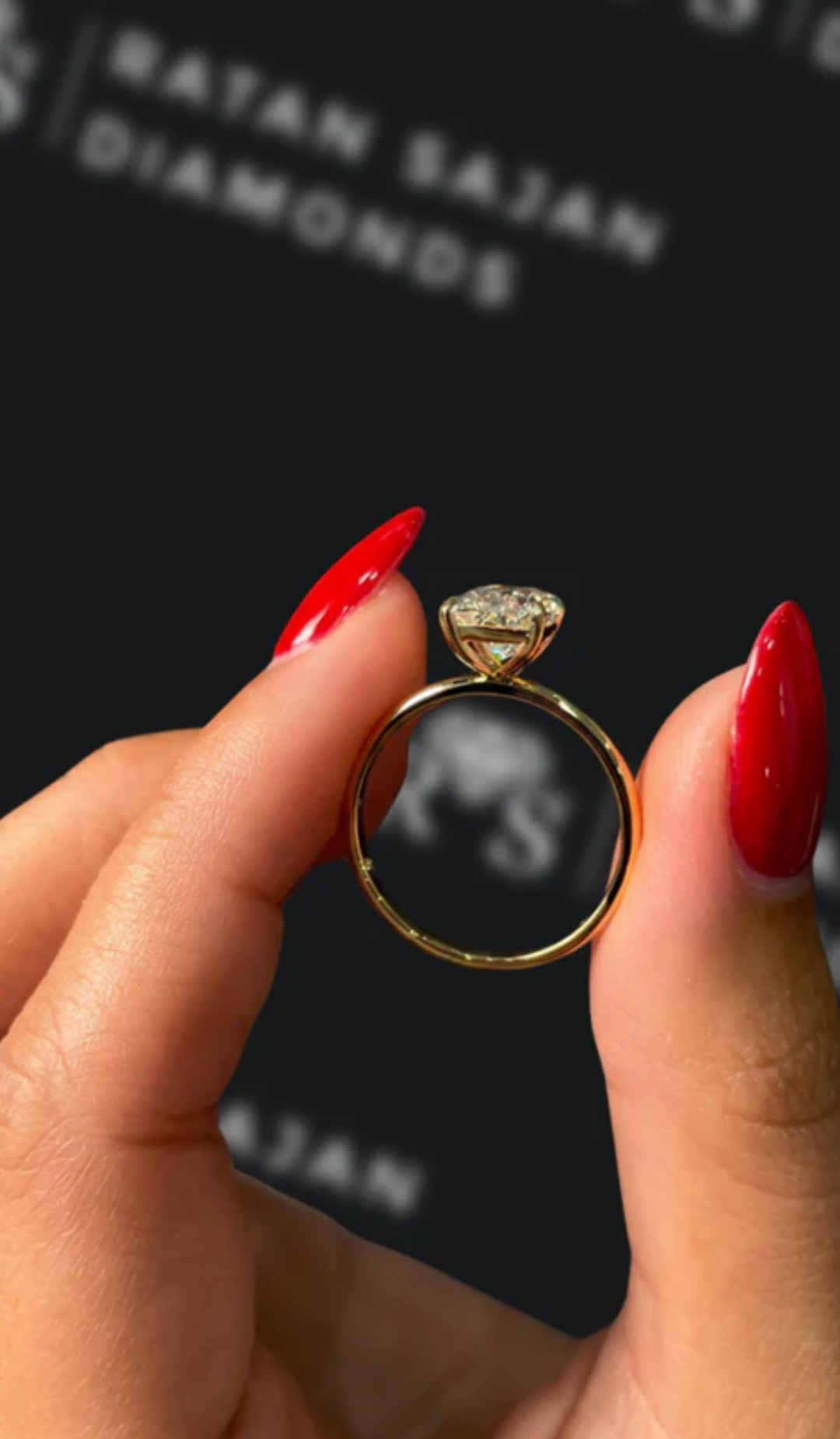 2 carat cushion cut natural diamond engagement ring by Ratan Sajan Diamonds Dubai