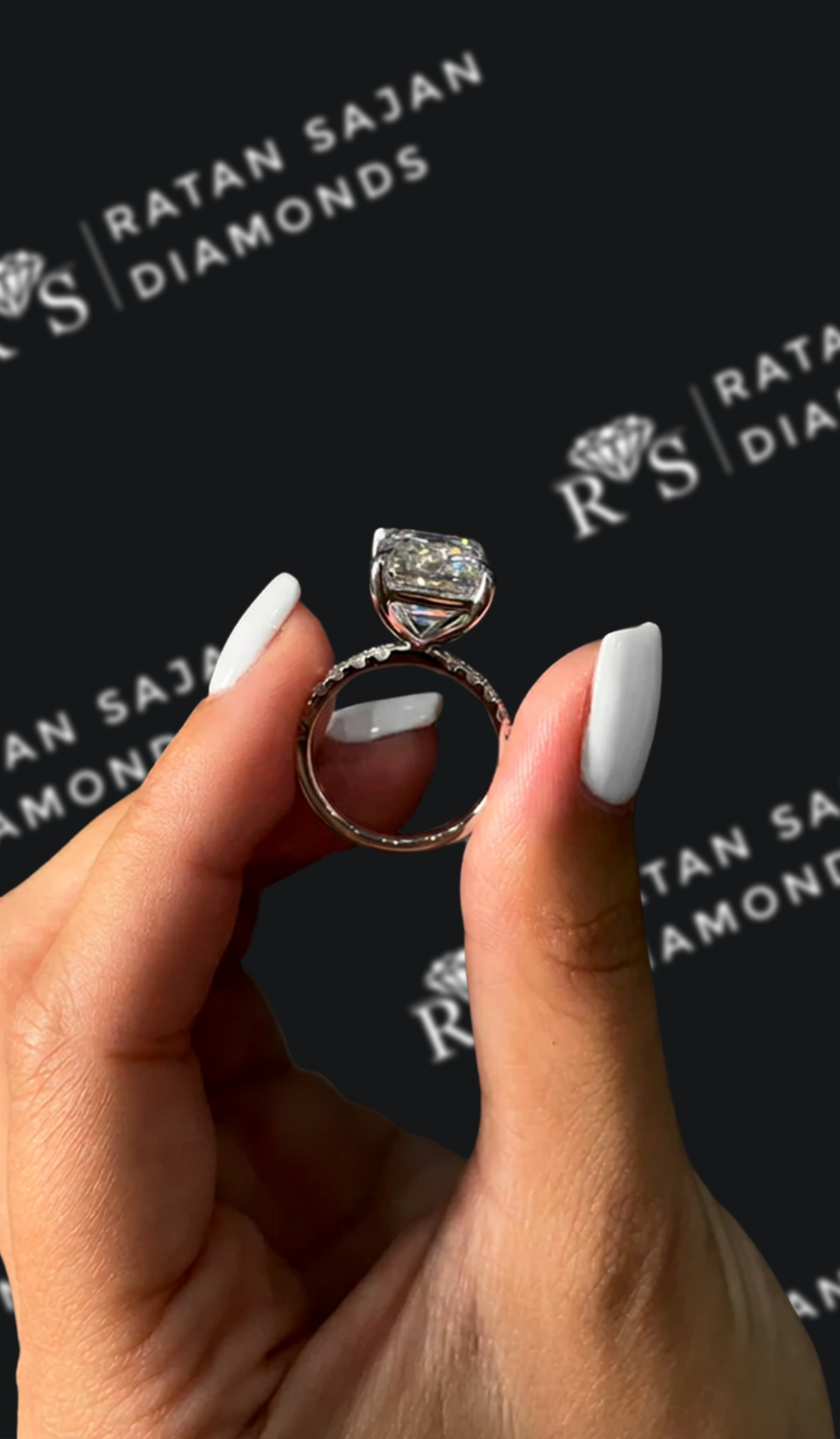 9 Carat Diamond Band Engagement Ring - Emerald Diamond
