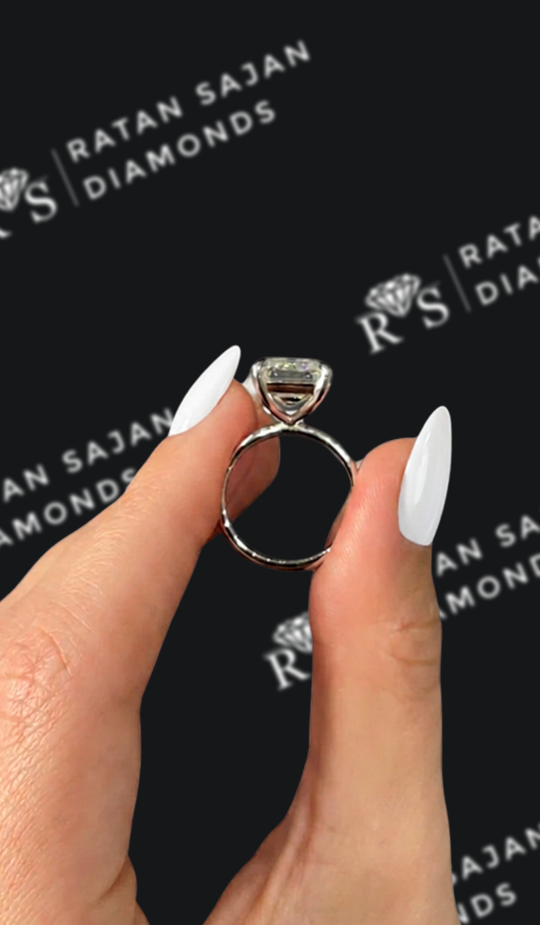 7 Carat Solitaire Engagement Ring - Emerald Diamond