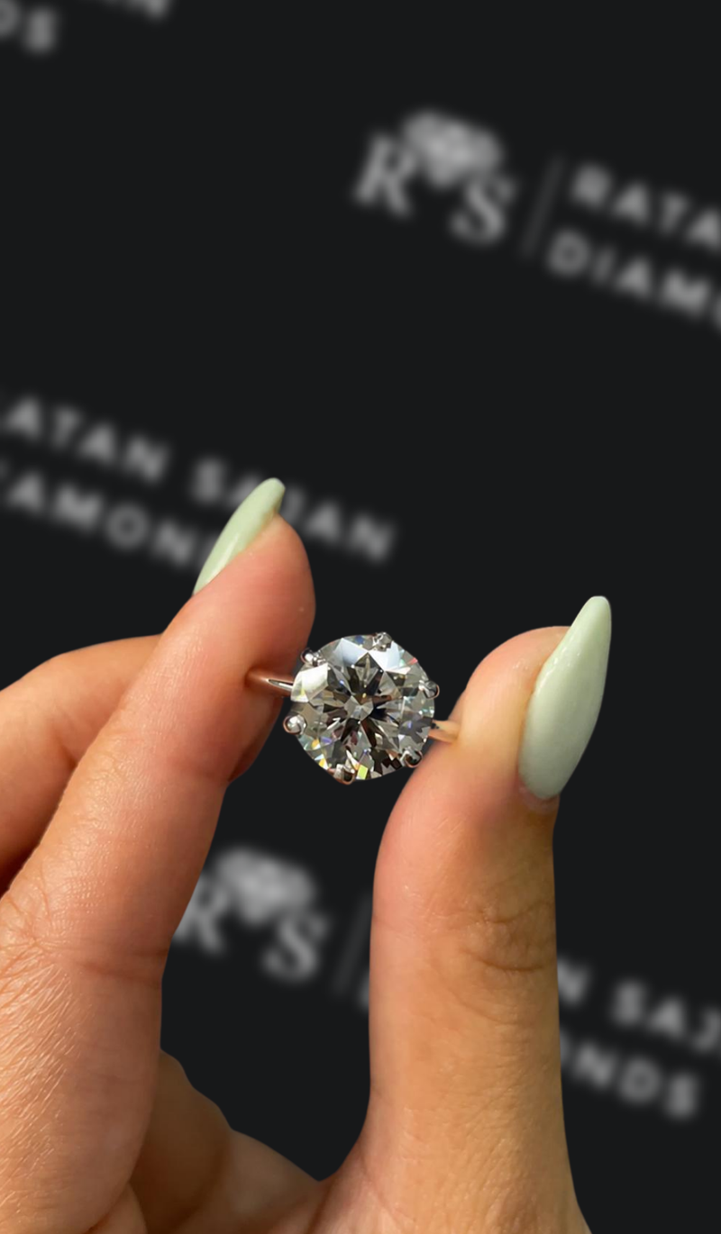 3.5 carat round natural diamond solitaire engagement ring in 18K white gold