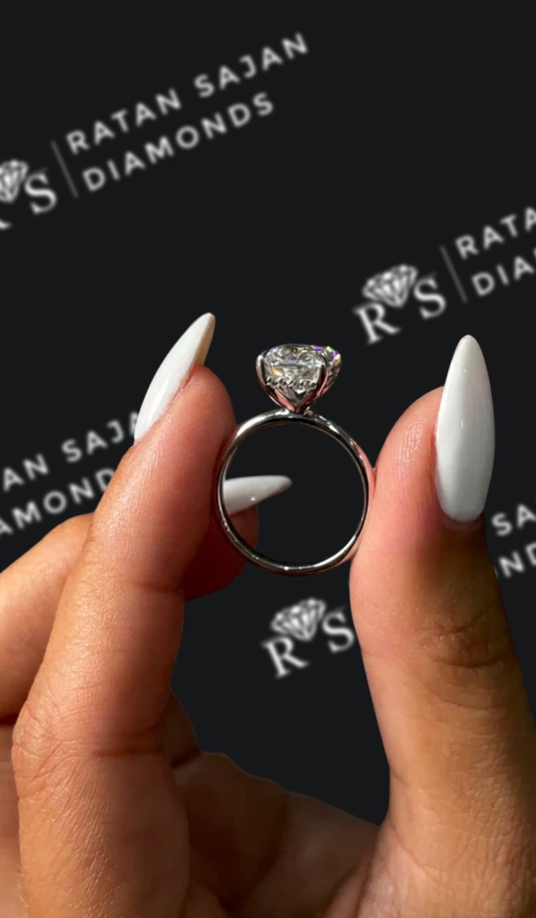 2.5 Carat Solitaire Engagement Ring - Radiant Diamond
