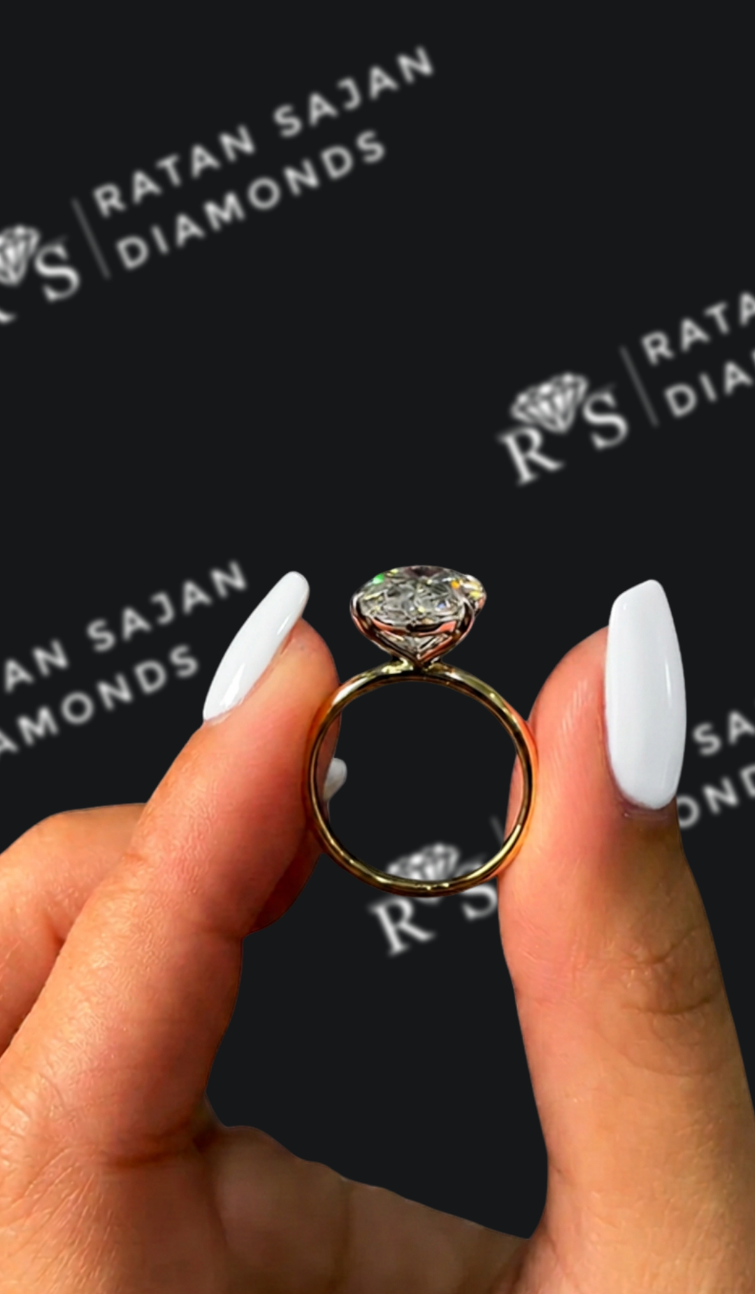4 Carat Solitaire Engagement Ring - Oval Diamond