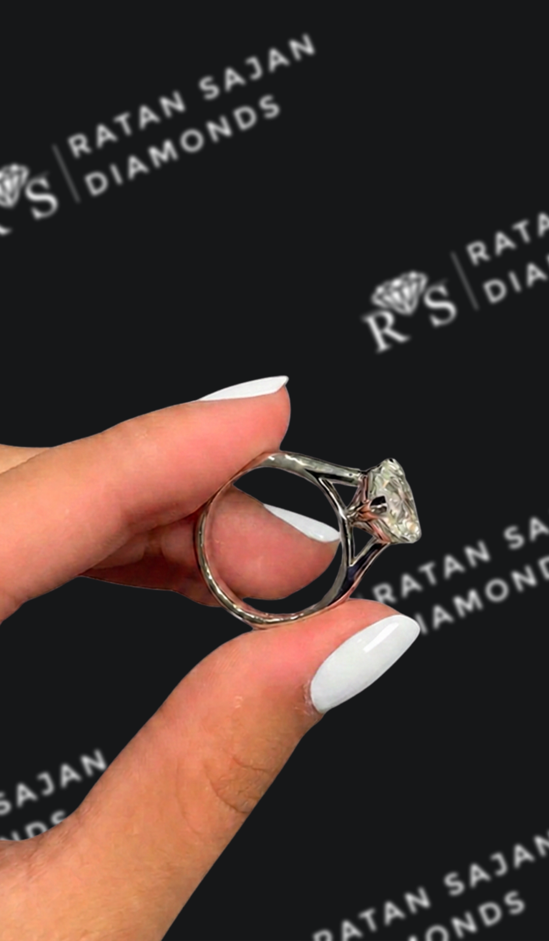 2.5 Carat Solitaire Engagement Ring - Heart Diamond