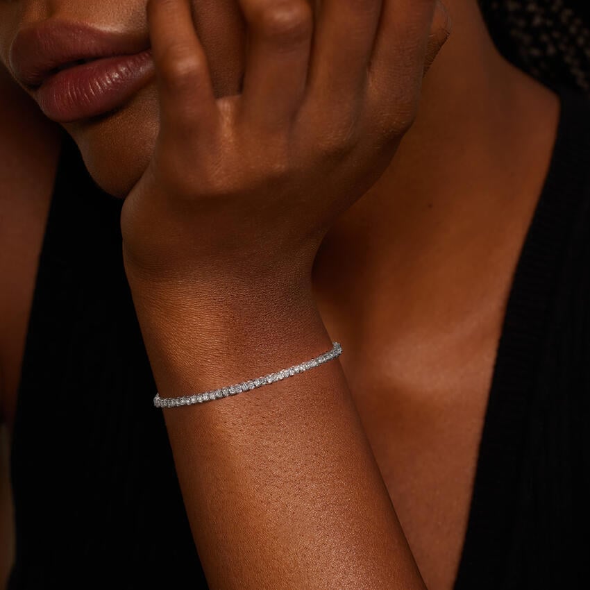 Diamond Flexible Tennis Bangle Bracelet in 18K White Gold