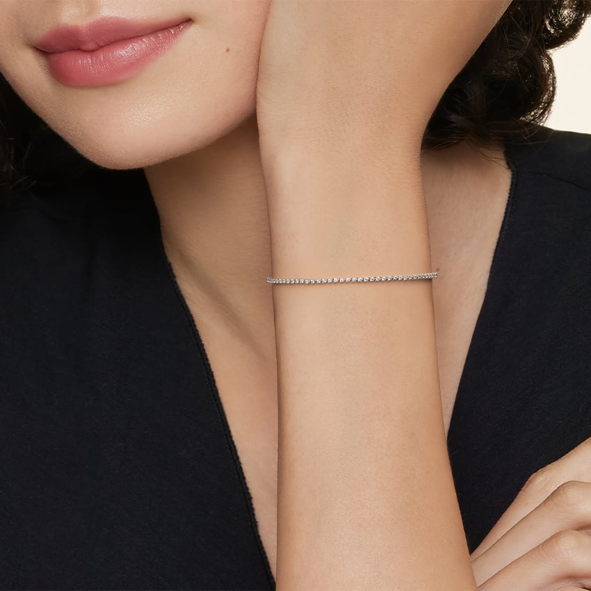 Three-Prong Natural Diamond Tennis Bracelet in 18K White Gold