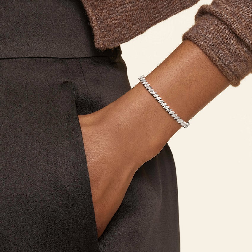 Marquise Natural Diamond Tennis Bracelet in 18k White Gold