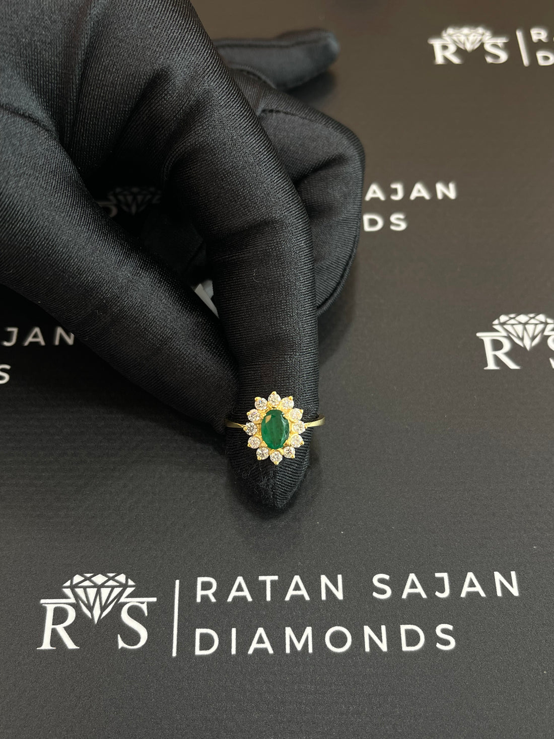 0.81 Carat Natural Diamond Ring in 4.67 Gms 18K Gold | Luxury Diamond Jewelry