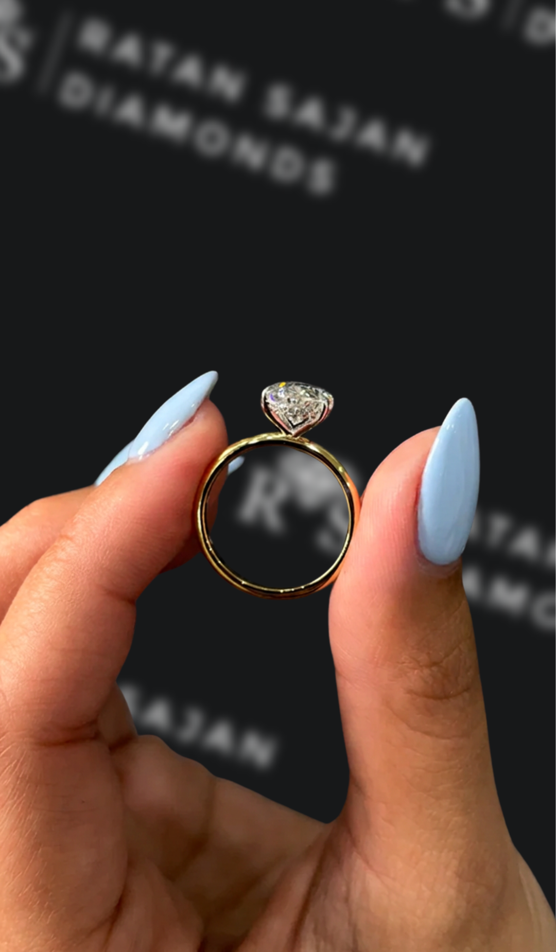 2 Carat  Solitaire Engagement Ring - Oval Diamond