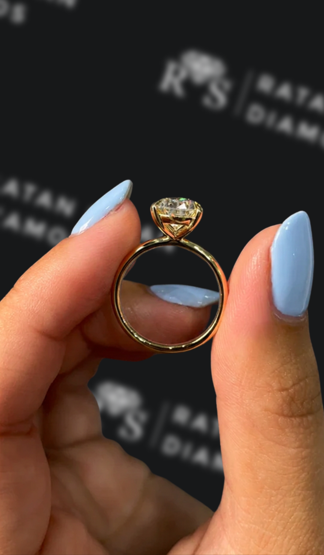 2.5 Carat  Solitaire Engagement Ring - Pear Diamond