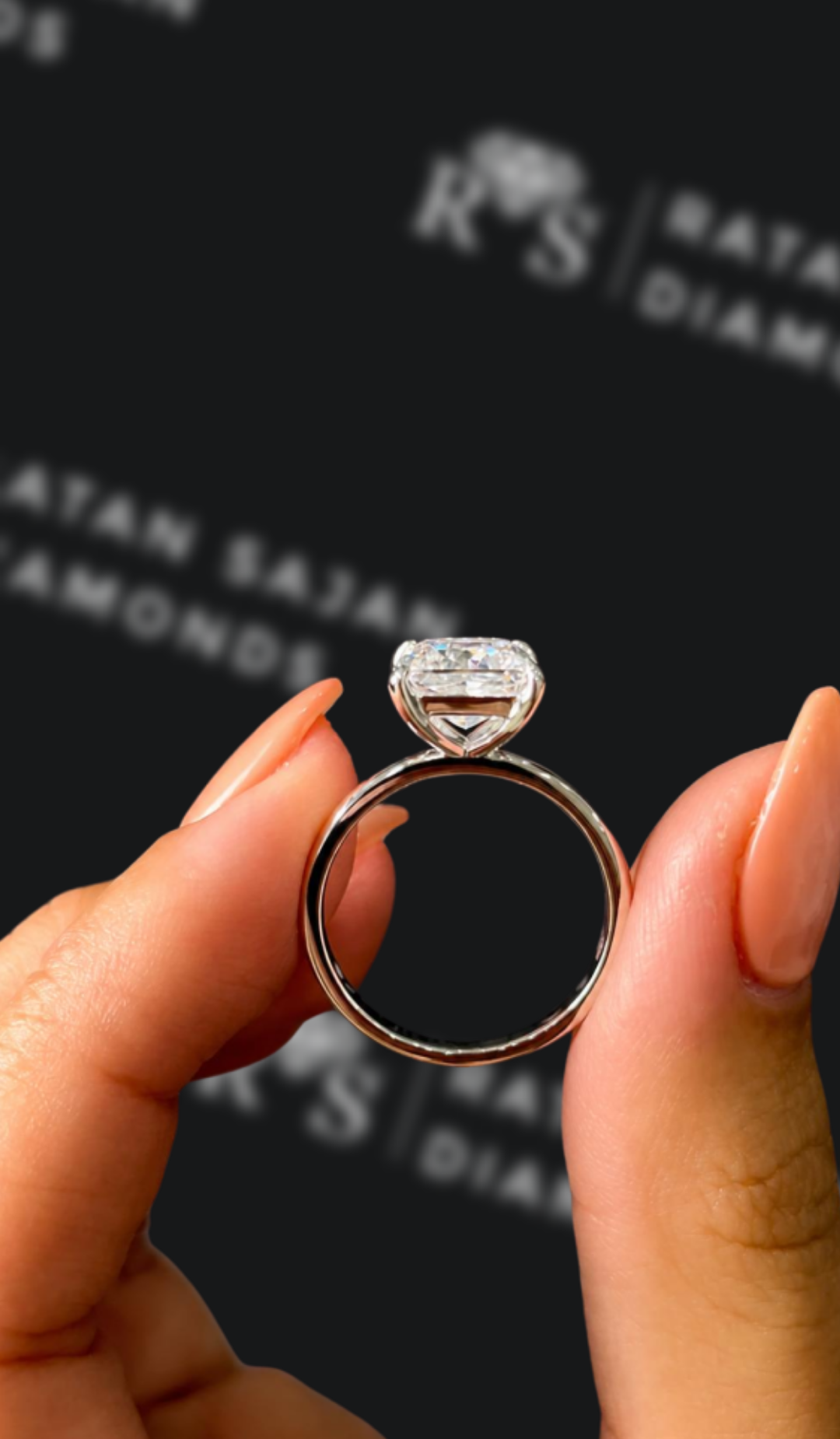 2.5 Carat Solitaire Engagement Ring - Princess Diamond