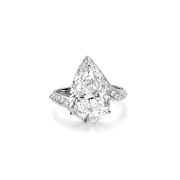 Pear Shape Diamond Twisted Band Ring in 18K White Gold